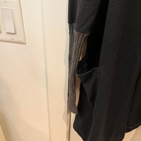 Michael Stars Black Open Cardigan with Knit Sleeves OS - Picture 6 of 9